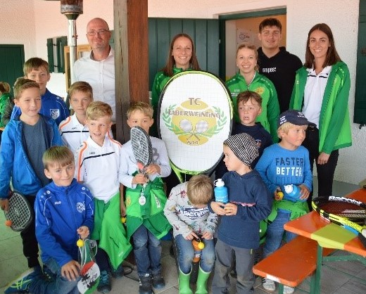 TC Laberweinting Organisatoren und Kinder der Tennis-Olympiade